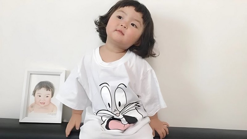 meme em bé ngơ ngác siêu đáng yêu
