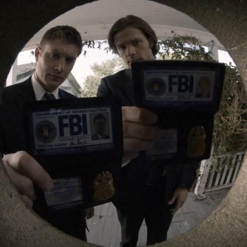 meme fbi reaction đầy bất ngờ