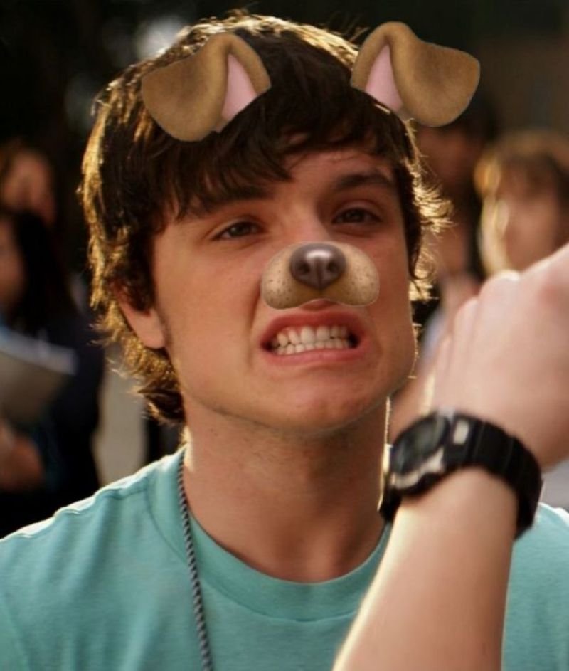 meme josh hutcherson bắt trend cực nhanh