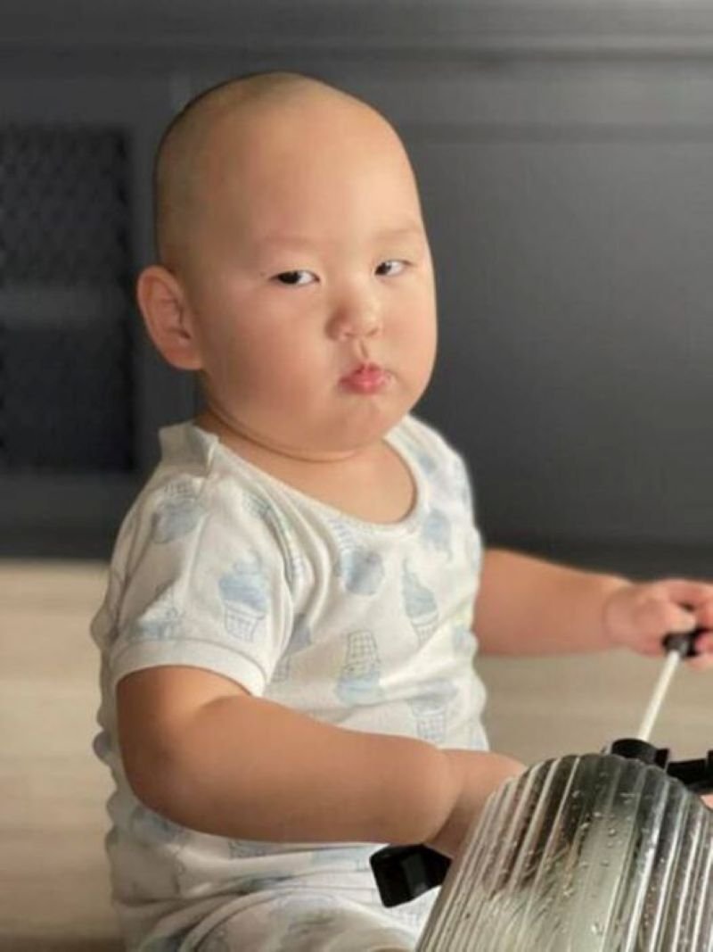 meme khinh bỉ cực mặn đang được yêu thích