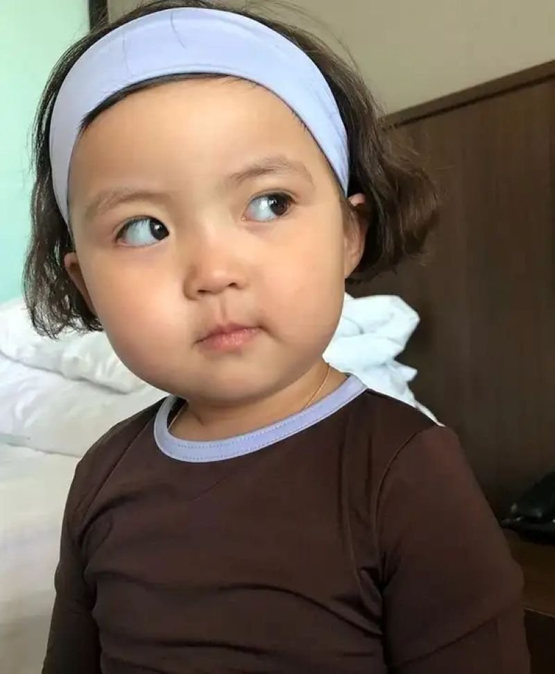 meme liếc nhìn là hiểu ngay