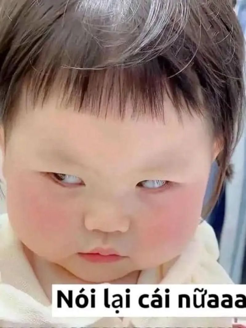 meme liếc với biểu cảm siêu bá đạo
