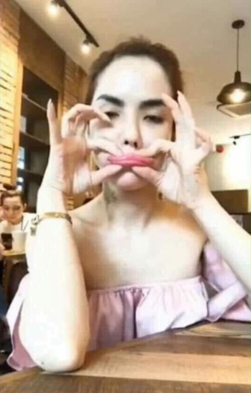 meme linda biểu cảm đầy bất ngờ