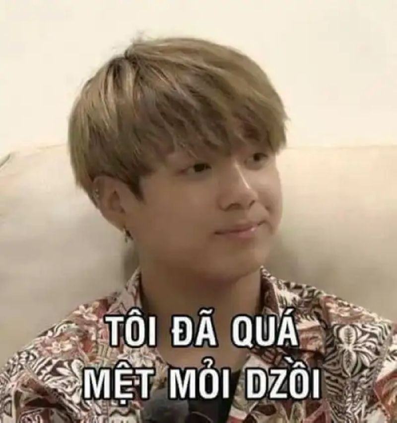 meme mệt mỏi thức khuya hài hước
