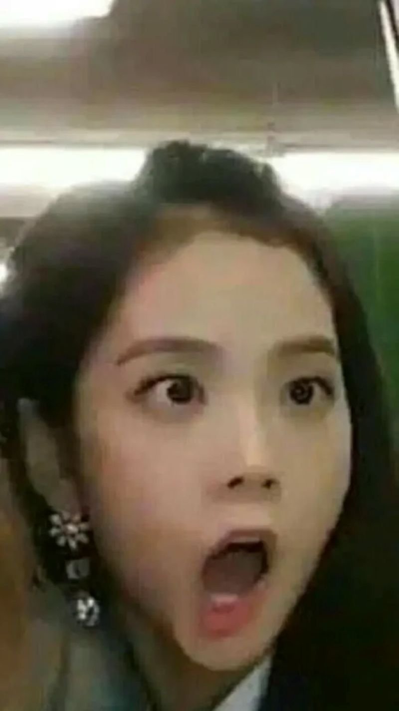 meme ngạc nhiên trước câu chuyện khó tin
