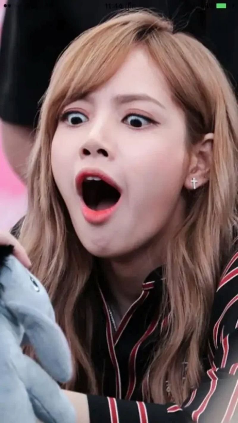 meme ngạc nhiên trước pha xử lý bất ngờ