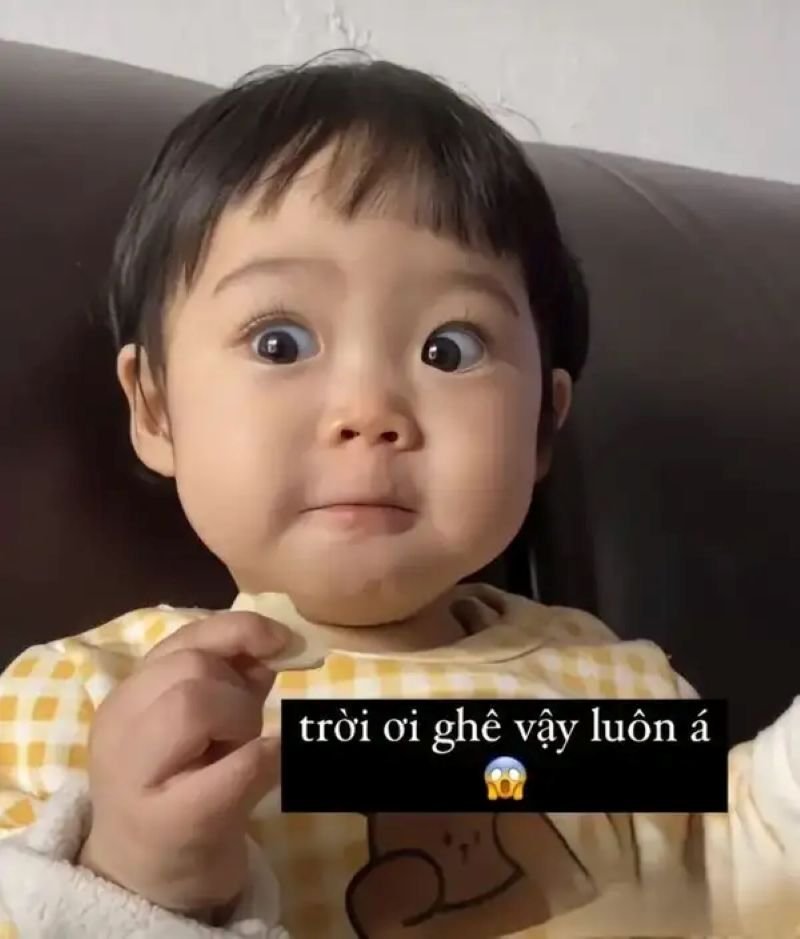 meme ngạc nhiên với biểu cảm đầy hoang mang