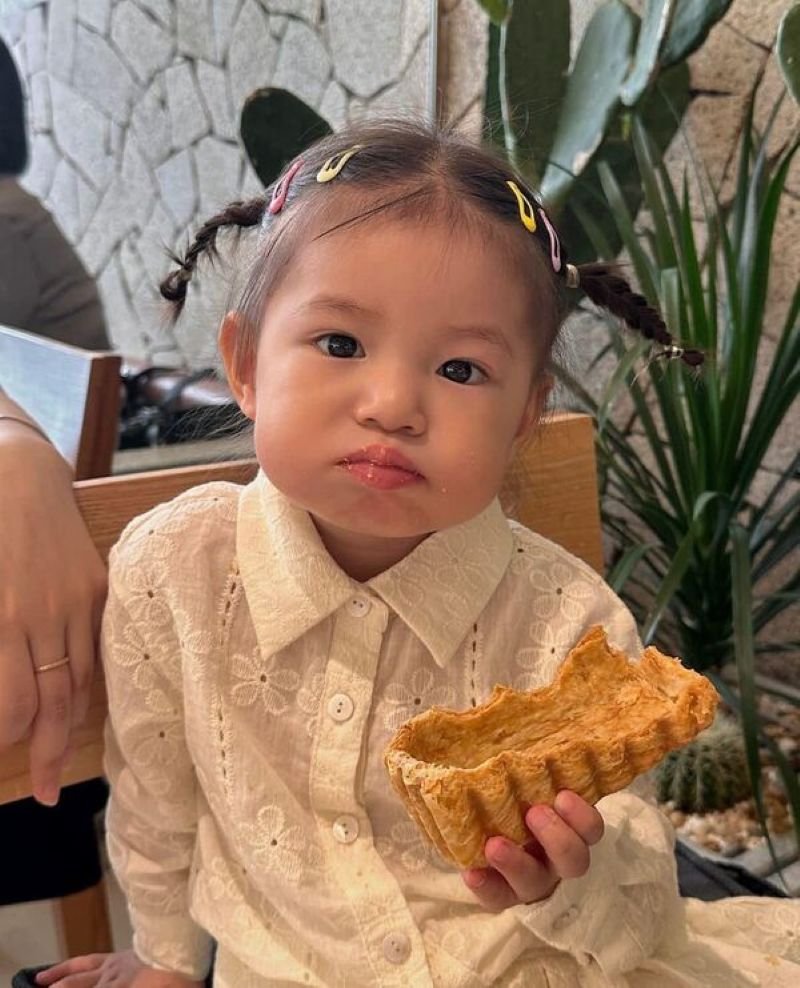 meme pam hài hước viral trên mạng