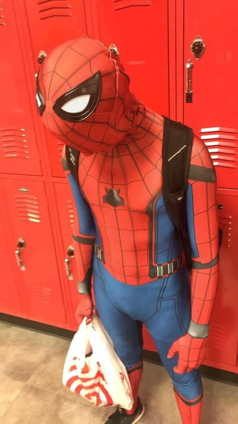 meme spiderman khiến dân mạng bật cười meme spiderman khiến dân mạng bật cười