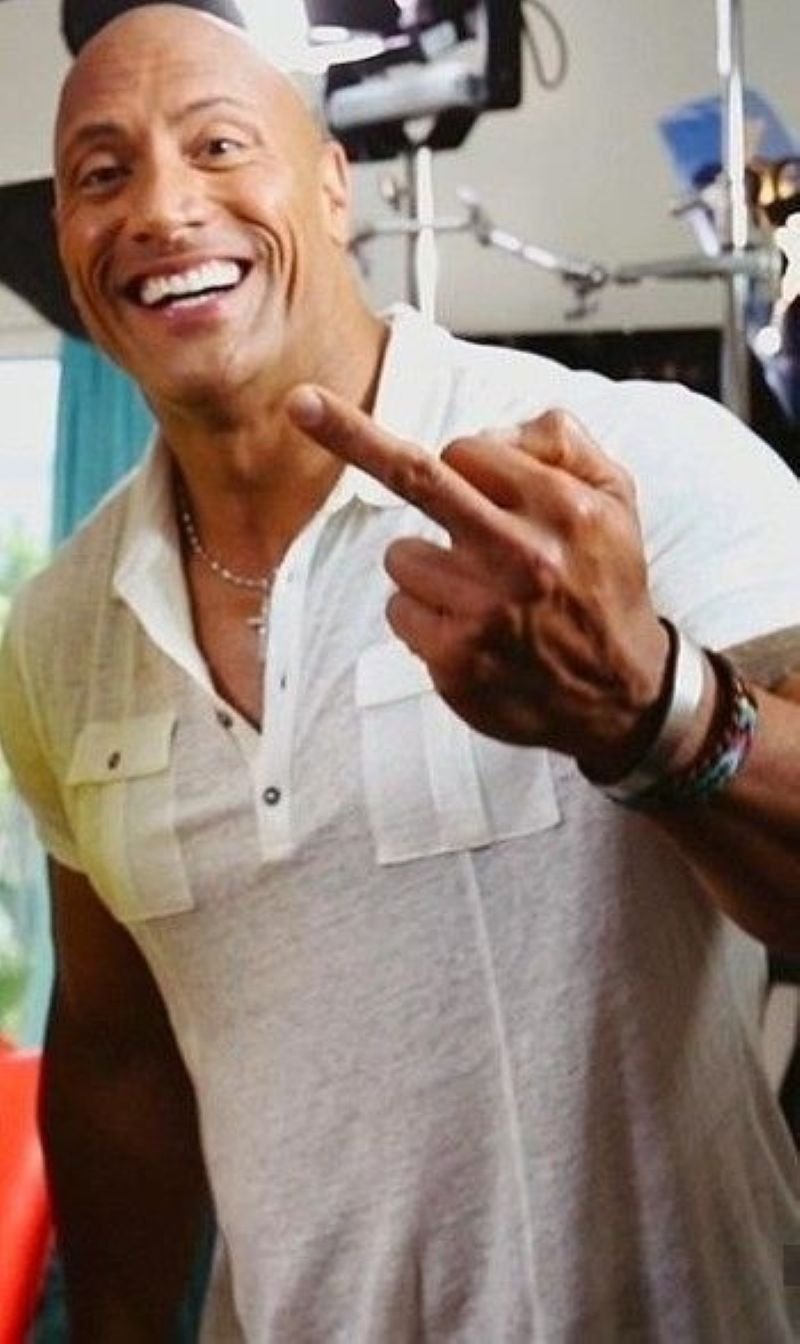 meme the rock khiến dân mạng thích thú